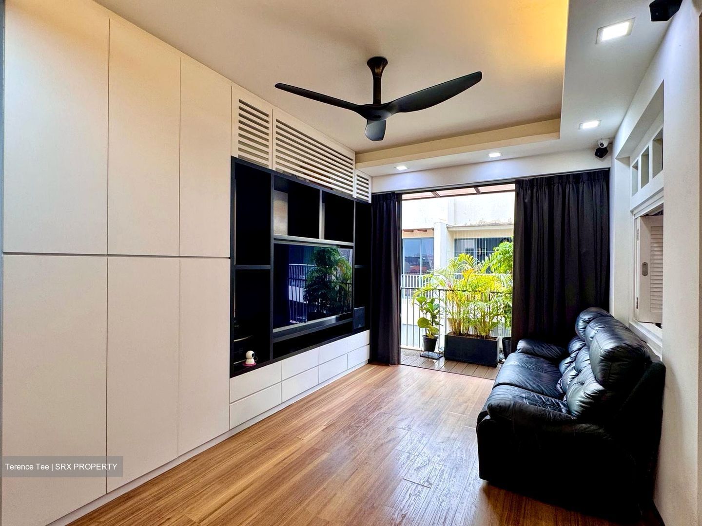 The Ambra (D15), Apartment #550408031